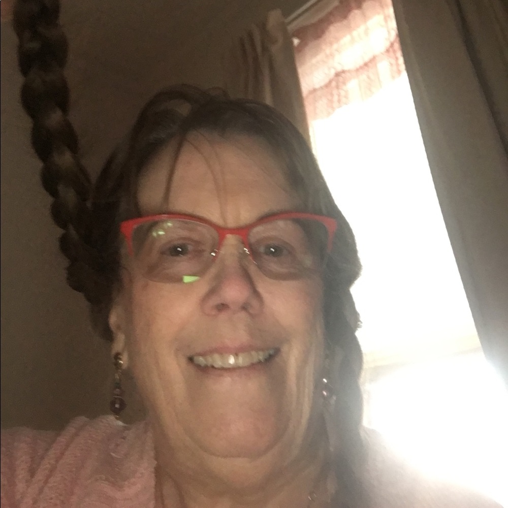 Meet your Posher, Catherine